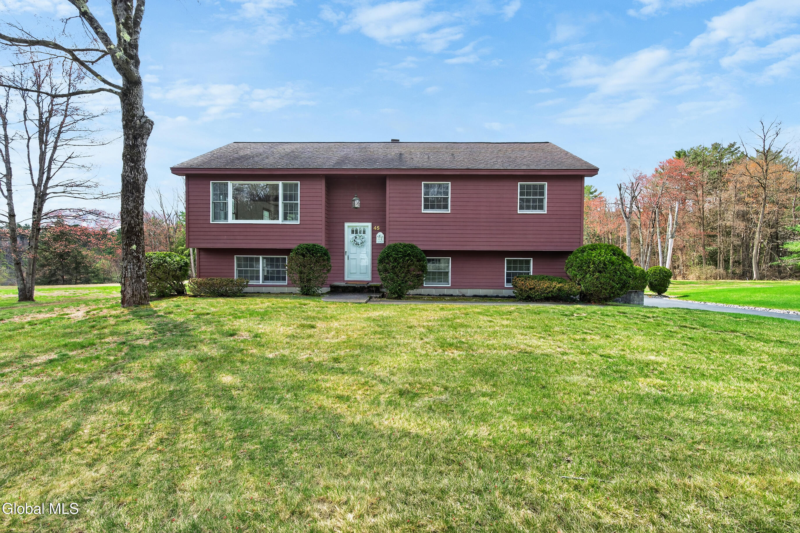45 Laurel Lane Queensbury NY 12804