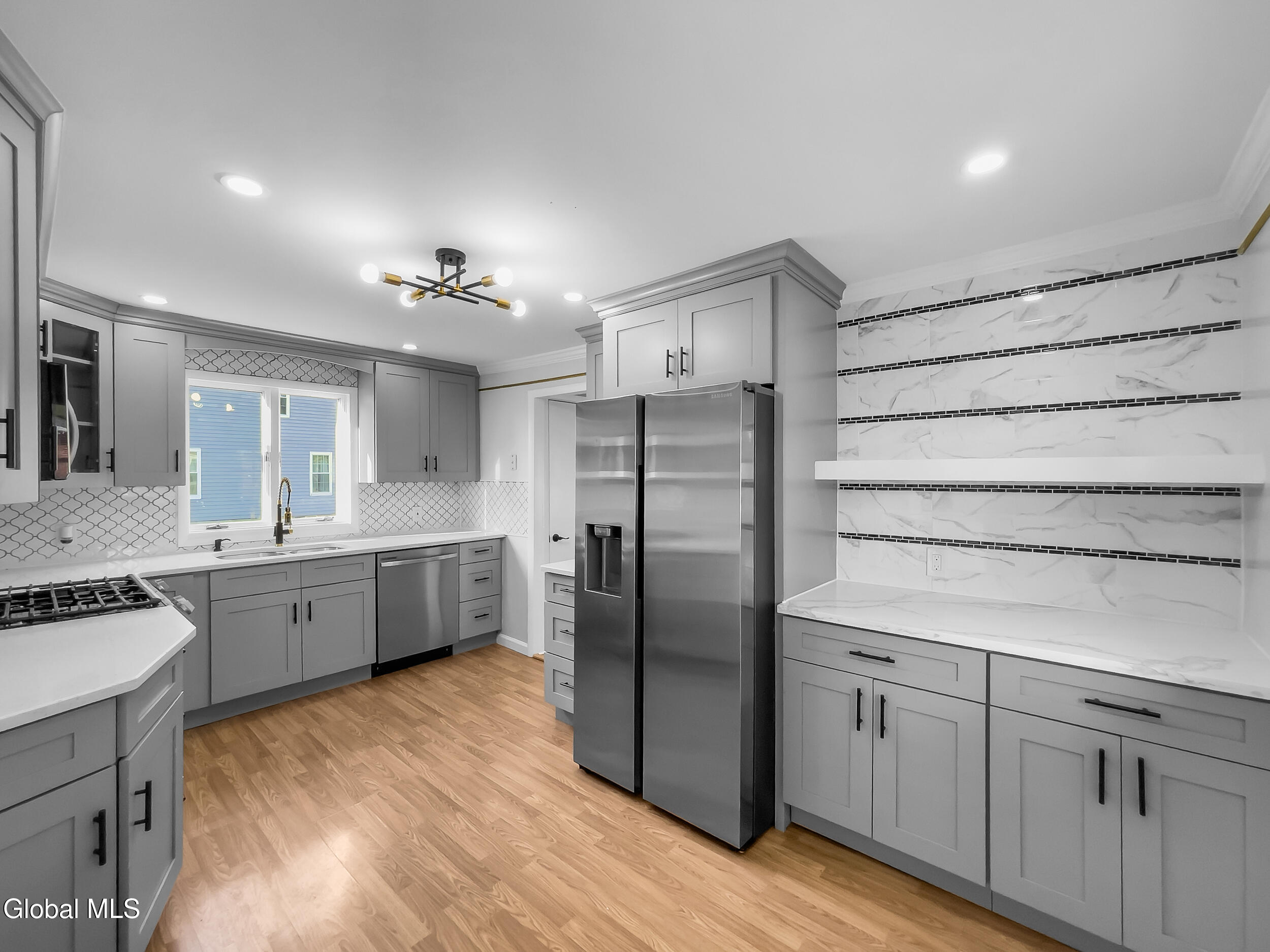 1821 Ferguson Street Schenectady NY 12303