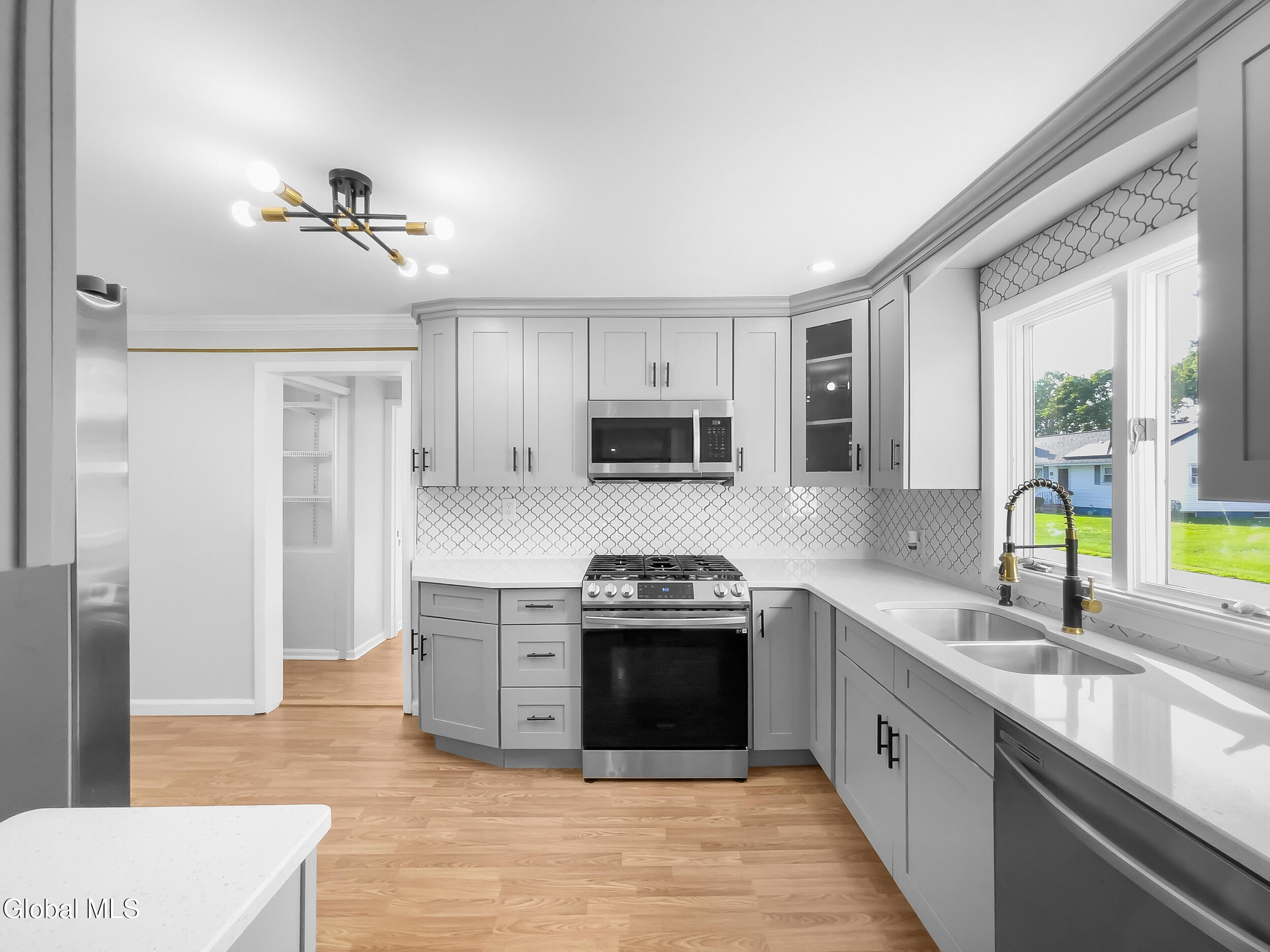 1821 Ferguson Street Schenectady NY 12303
