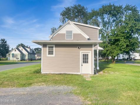 1821 Ferguson Street Schenectady NY 12303