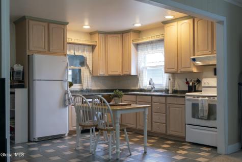 18 Pinewood Road Queensbury NY 12804