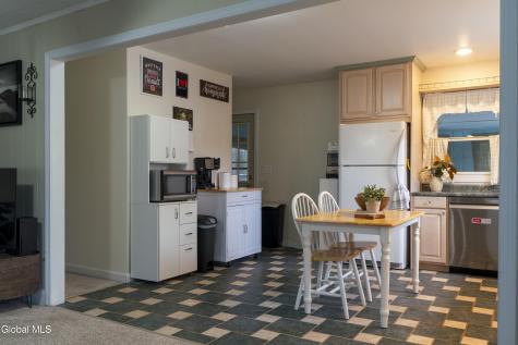 18 Pinewood Road Queensbury NY 12804