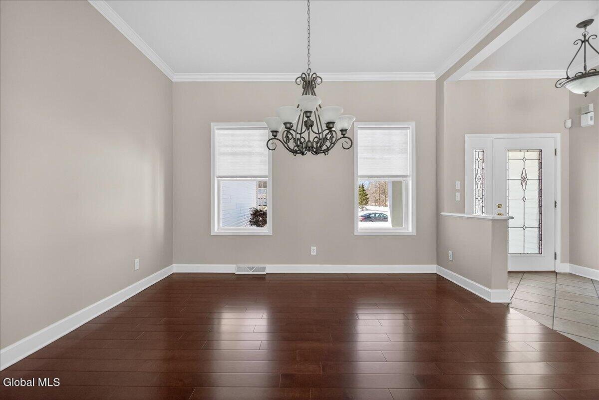 19 Highview Way Mechanicville NY 12118