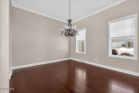 19 Highview Way Mechanicville NY 12118