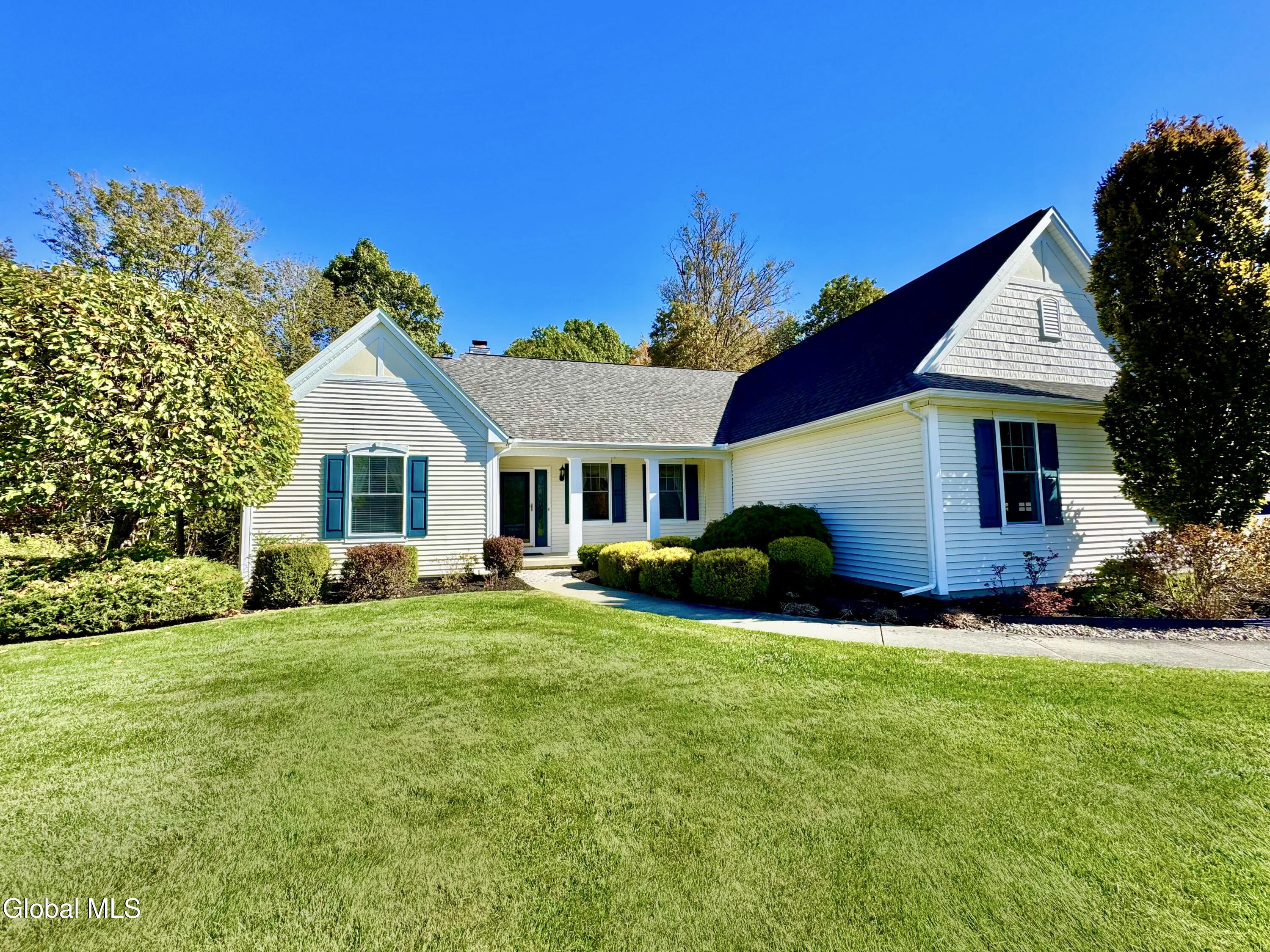 19 Highview Way Mechanicville NY 12118