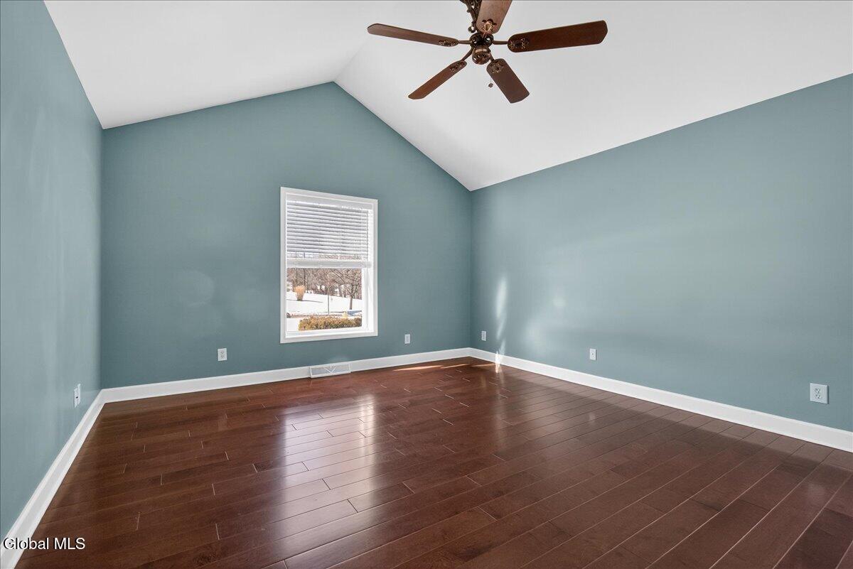 19 Highview Way Mechanicville NY 12118