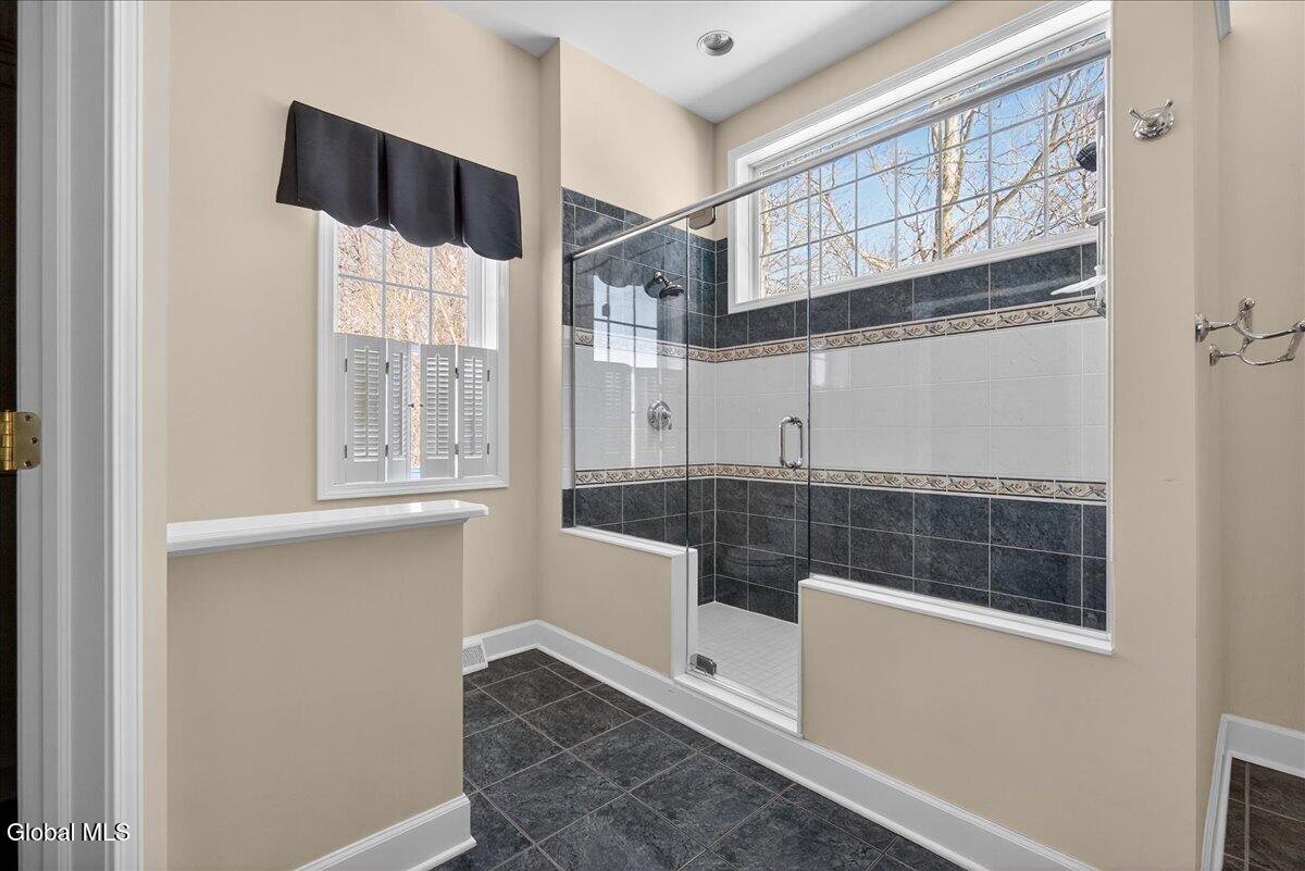19 Highview Way Mechanicville NY 12118