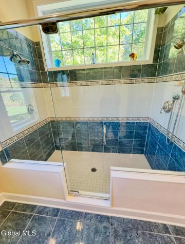 19 Highview Way Mechanicville NY 12118