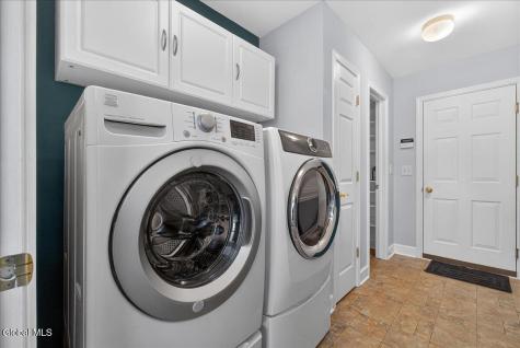 19 Highview Way Mechanicville NY 12118