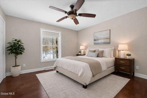 19 Highview Way Mechanicville NY 12118