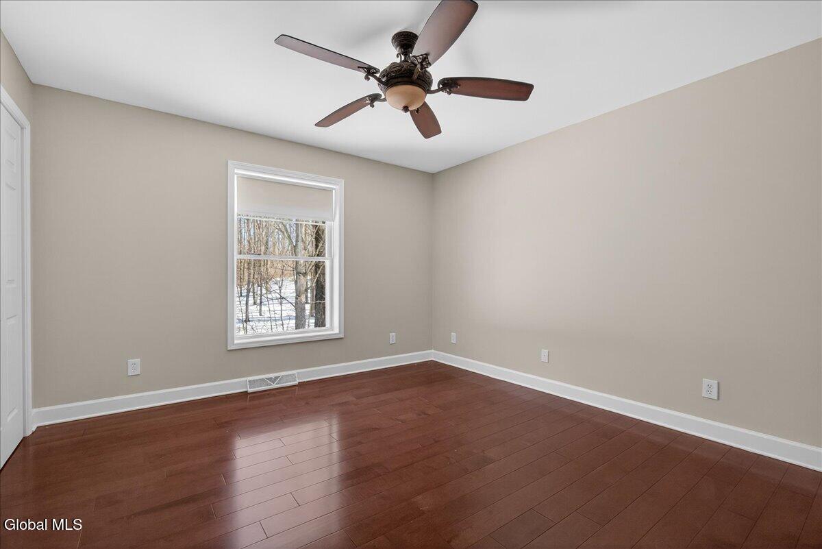19 Highview Way Mechanicville NY 12118