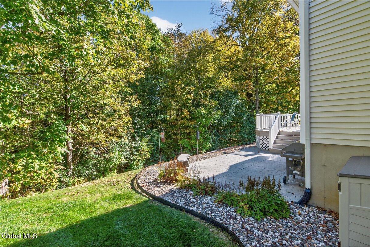 19 Highview Way Mechanicville NY 12118
