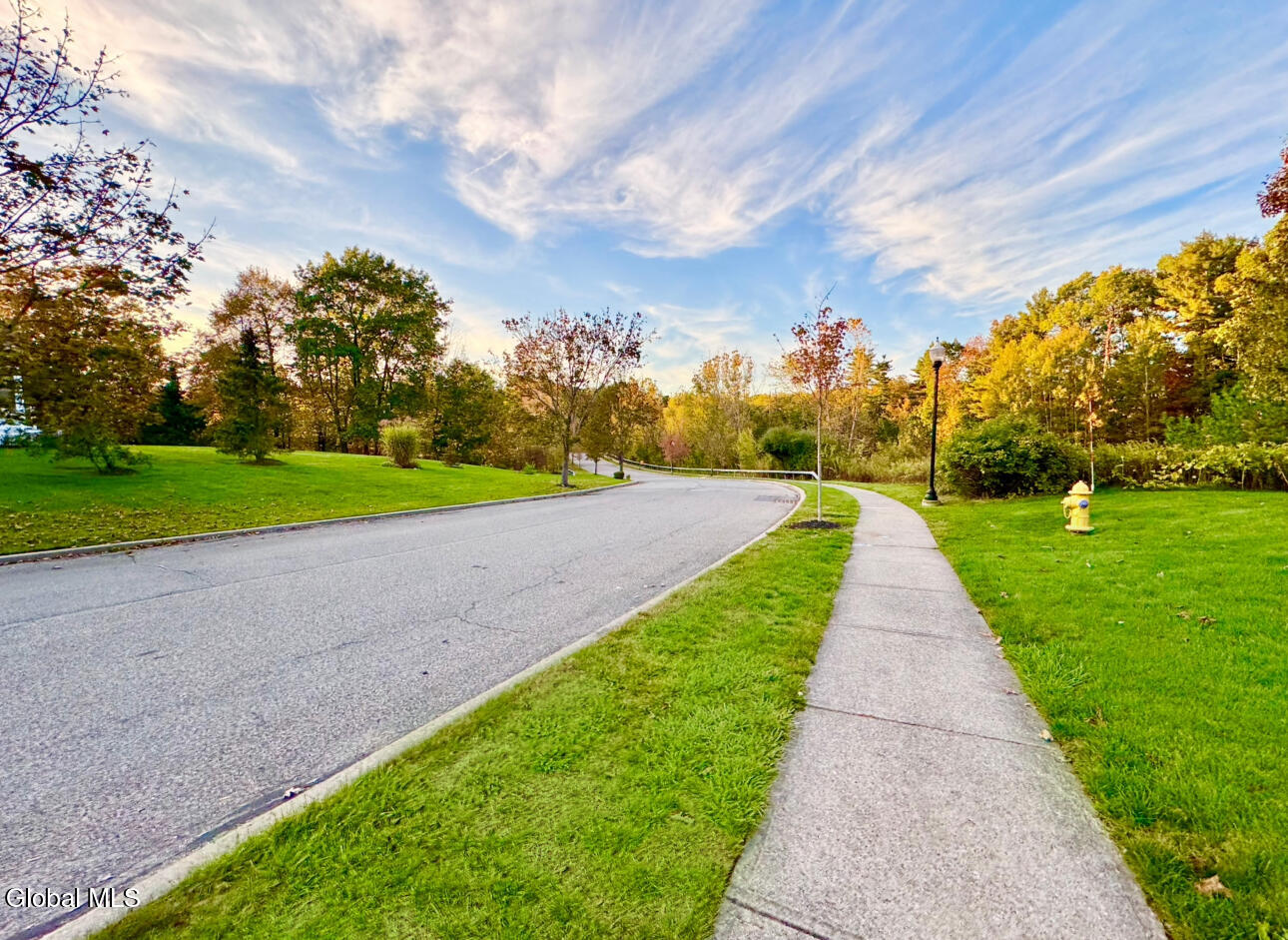 19 Highview Way Mechanicville NY 12118