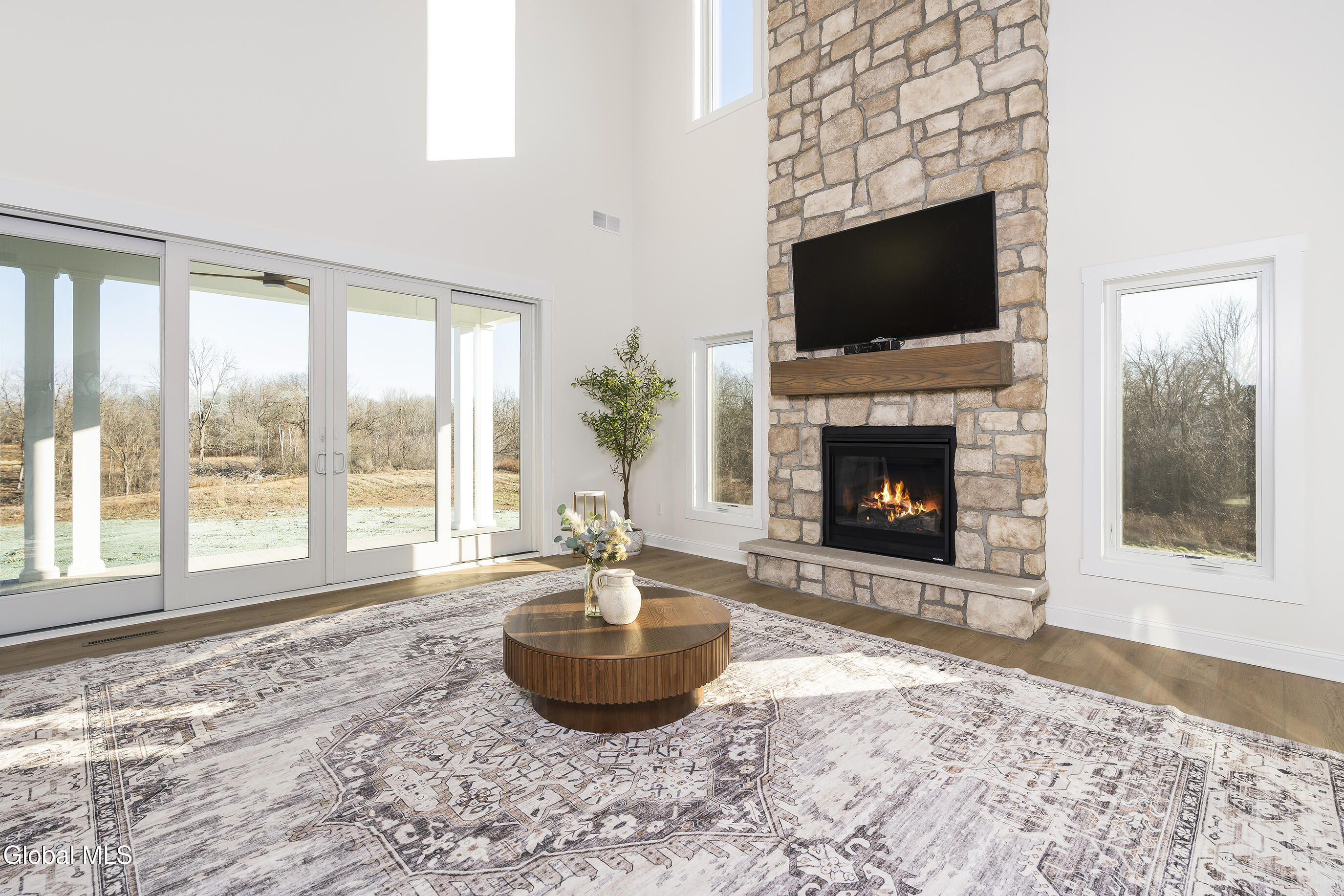 811 Walden's Pond Road Guilderland NY 12203