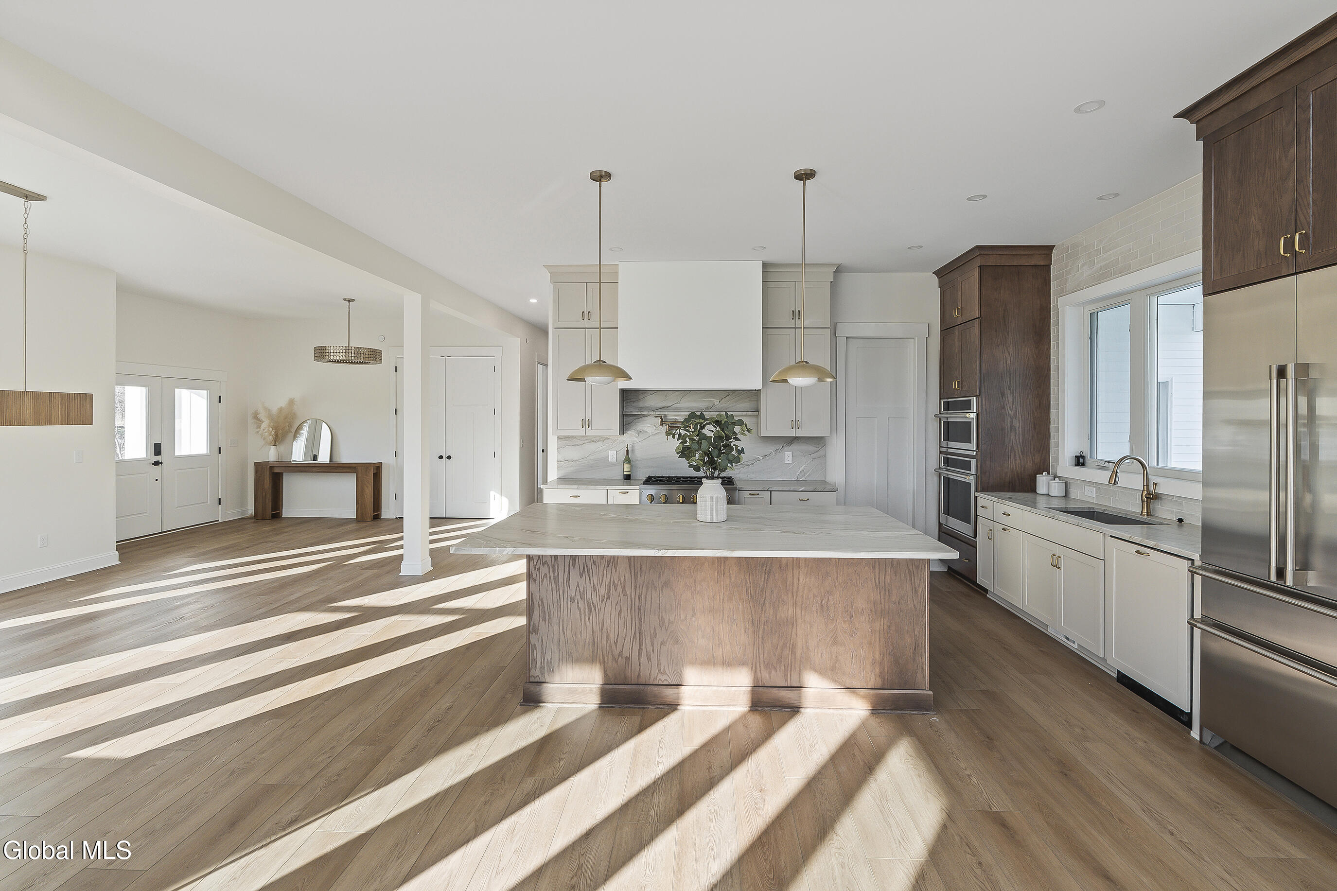 811 Walden's Pond Road Guilderland NY 12203