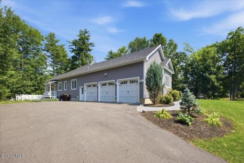 109 Trask Lane Stillwater NY 12170
