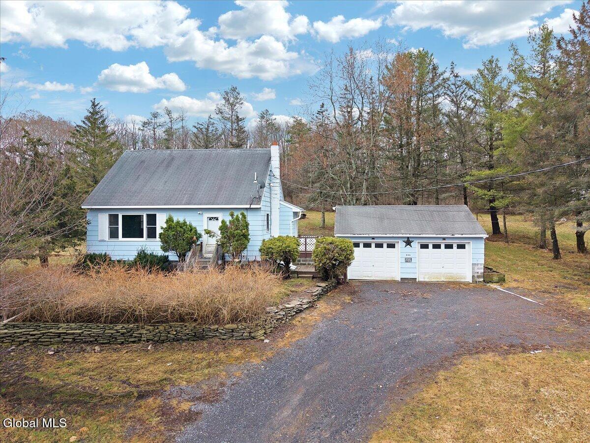 886 Ny-146 Delanson NY 12053