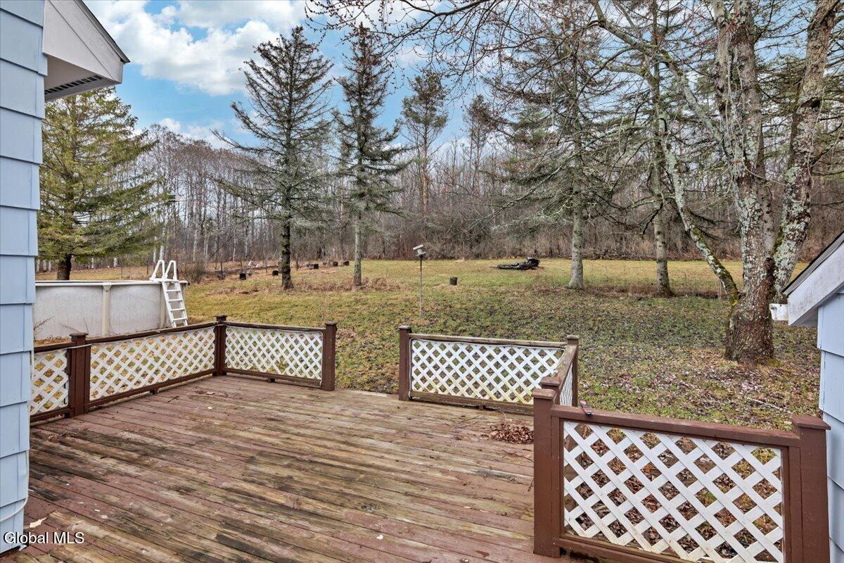 886 Ny-146 Delanson NY 12053