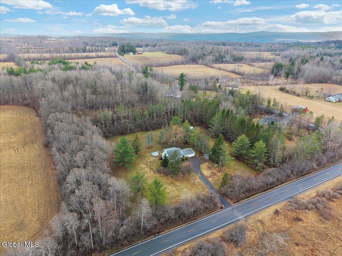886 Ny-146 Delanson NY 12053