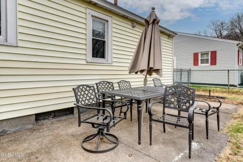 1017 Theodore Road Schenectady NY 12303