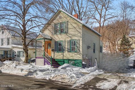 937 6th Street Rensselaer NY 12144