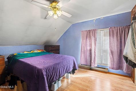 937 6th Street Rensselaer NY 12144