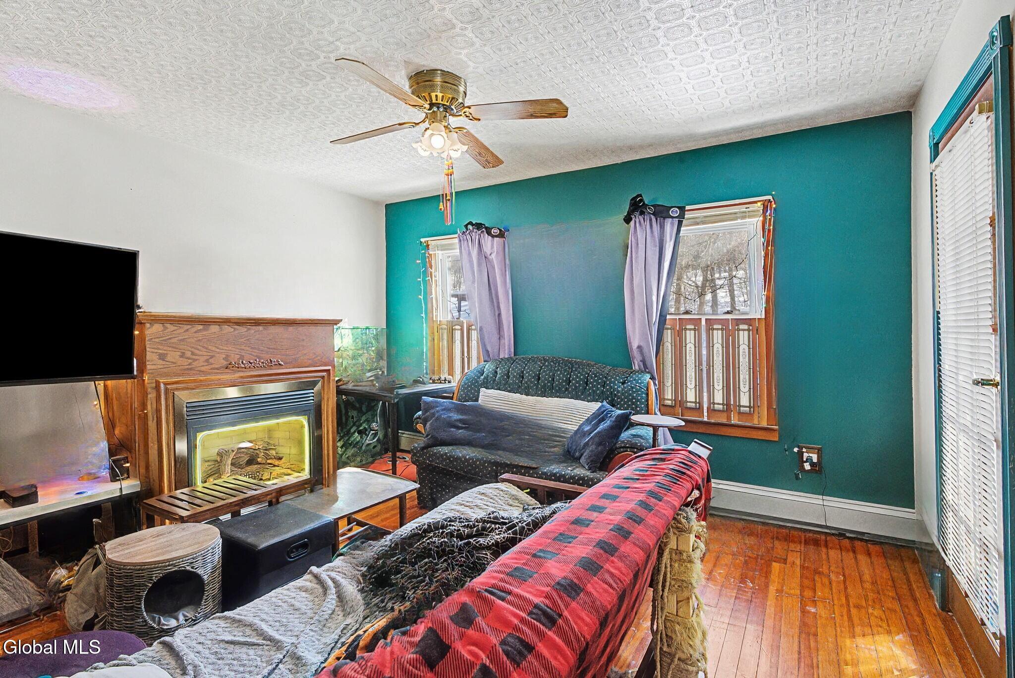 937 6th Street Rensselaer NY 12144