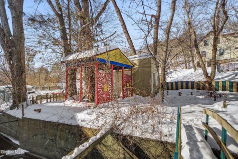 937 6th Street Rensselaer NY 12144