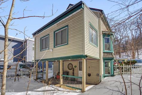 937 6th Street Rensselaer NY 12144