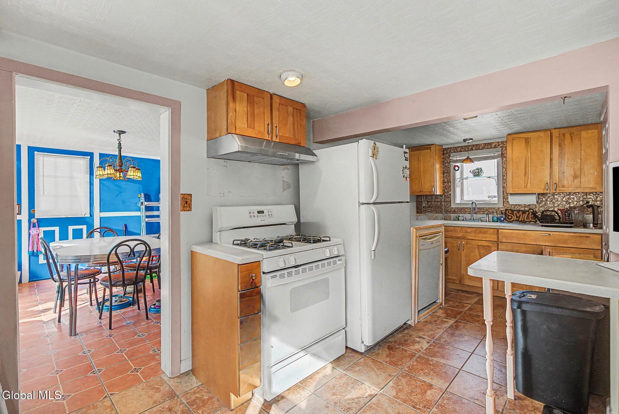 937 6th Street Rensselaer NY 12144