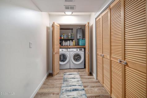 32 Scully Avenue Latham NY 12110