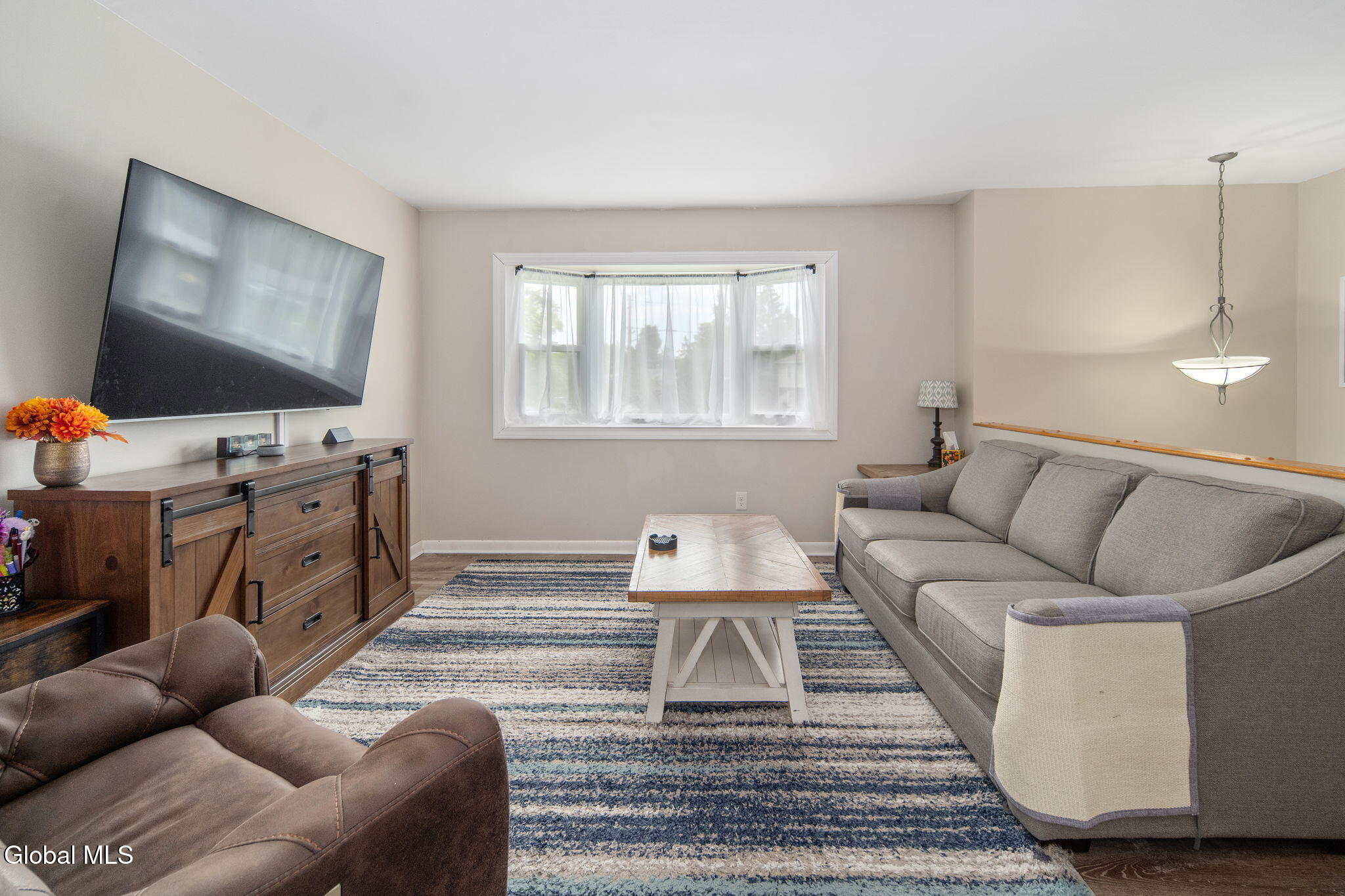 32 Scully Avenue Latham NY 12110