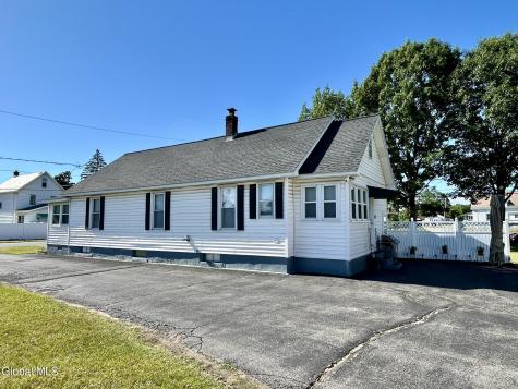 3202 Delmar Avenue Schenectady NY 12306