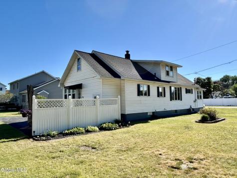 3202 Delmar Avenue Schenectady NY 12306