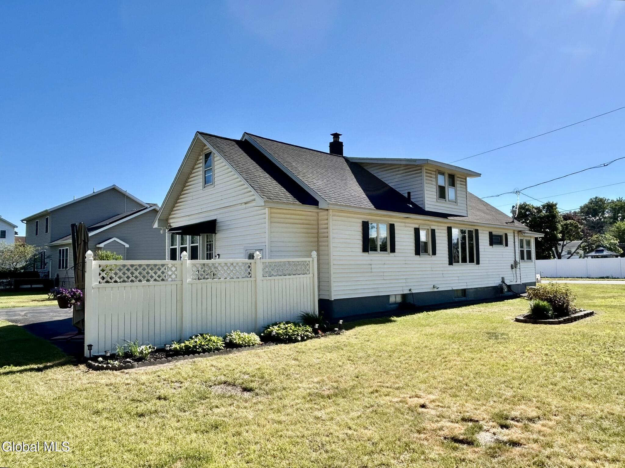 3202 Delmar Avenue Schenectady NY 12306