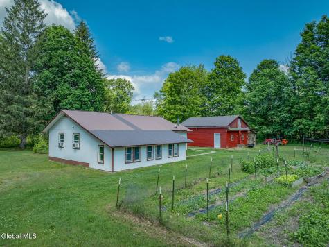 972 Turnpike Road Cambridge NY 12816
