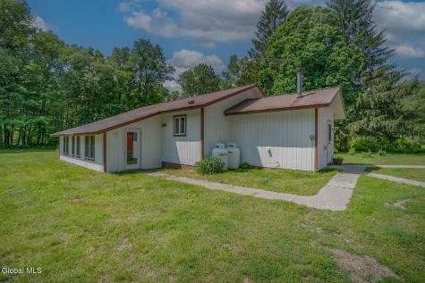 972 Turnpike Road Cambridge NY 12816