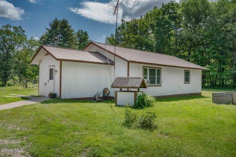 972 Turnpike Road Cambridge NY 12816