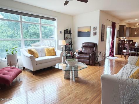 905 Ridgeview Circle Castleton On Hudson NY 12033