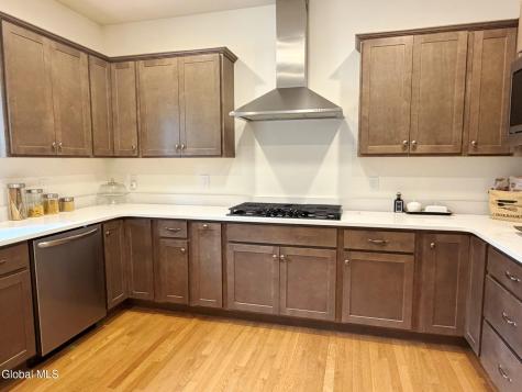 905 Ridgeview Circle Castleton On Hudson NY 12033