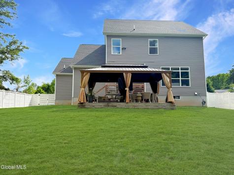 905 Ridgeview Circle Castleton On Hudson NY 12033