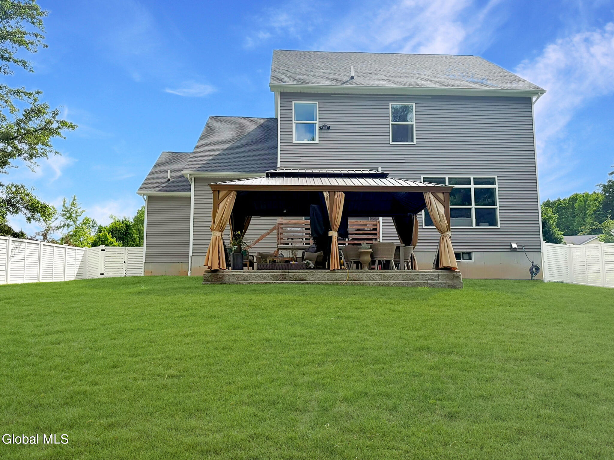 905 Ridgeview Circle Castleton On Hudson NY 12033