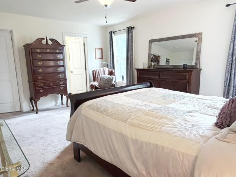 905 Ridgeview Circle Castleton On Hudson NY 12033