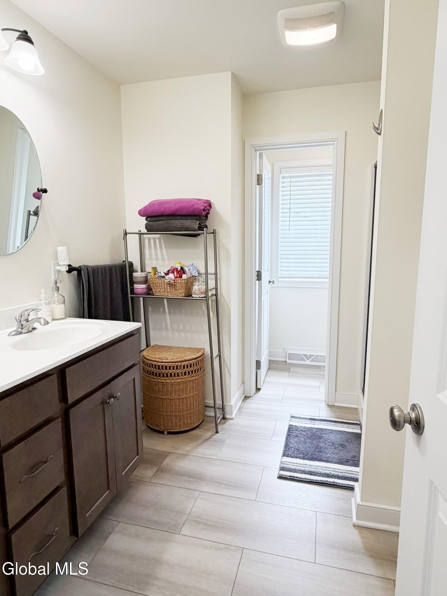 905 Ridgeview Circle Castleton On Hudson NY 12033
