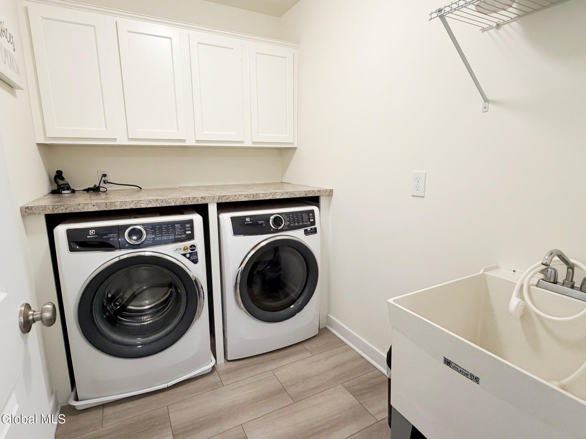 905 Ridgeview Circle Castleton On Hudson NY 12033