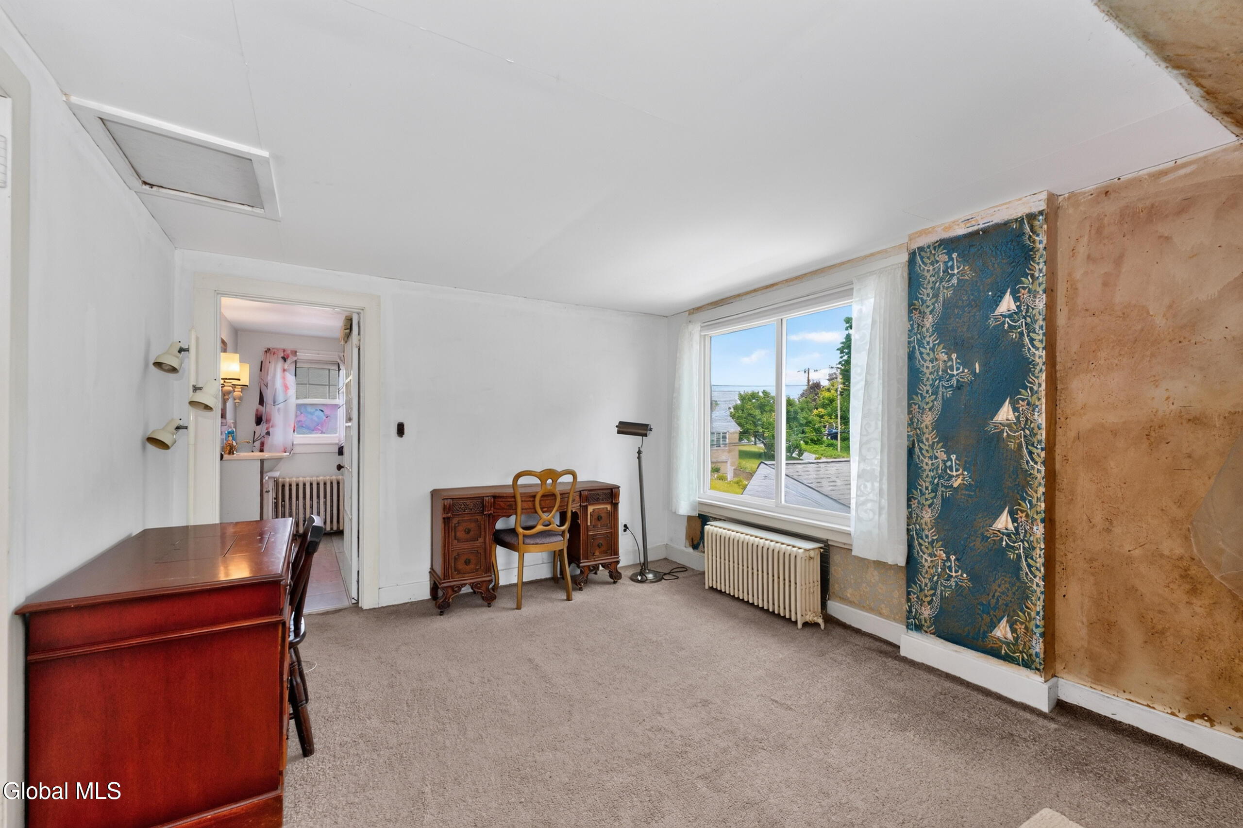 53 Tallmadge Place Mechanicville NY 12118