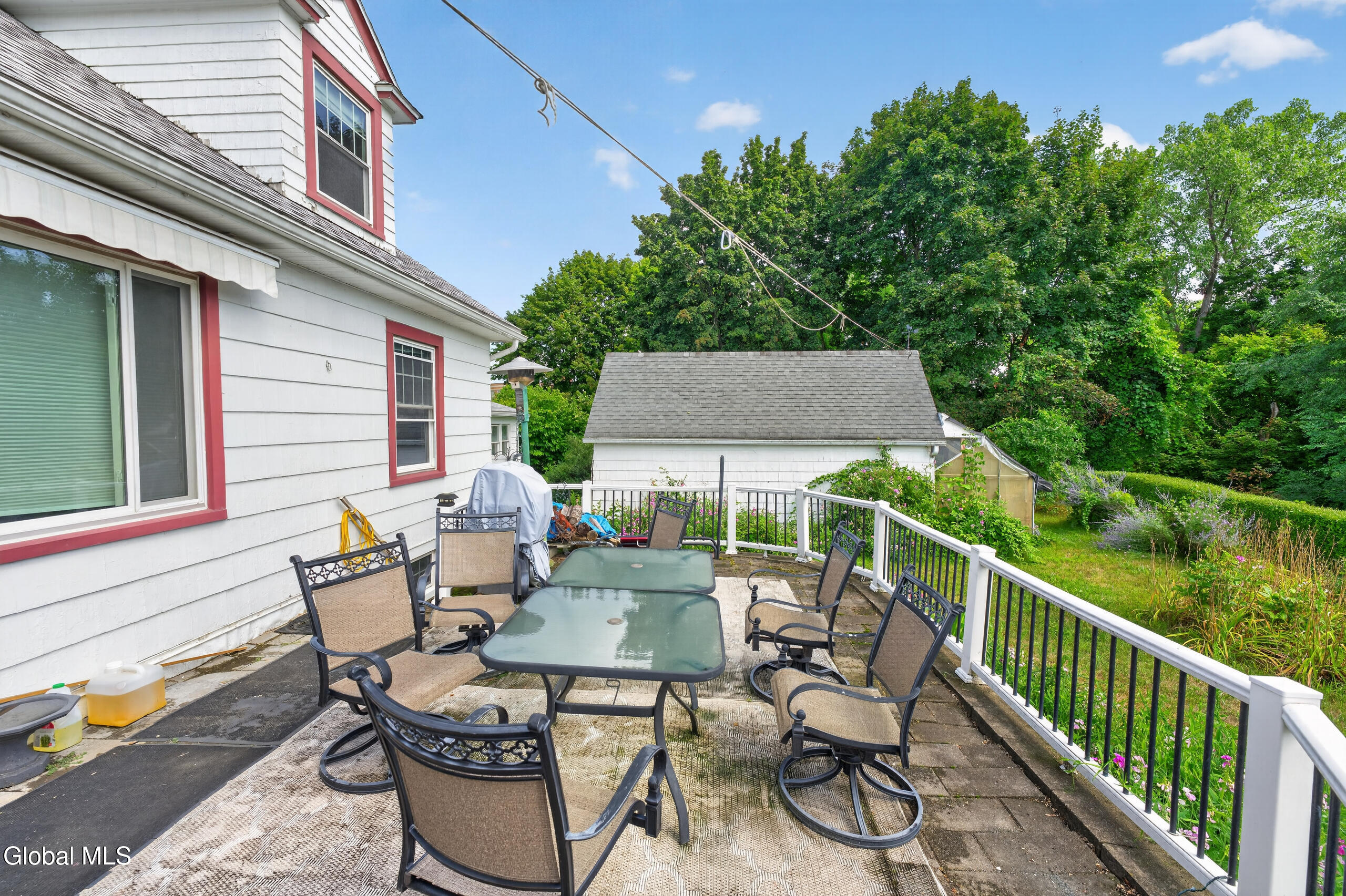 53 Tallmadge Place Mechanicville NY 12118