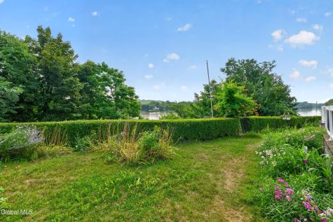 53 Tallmadge Place Mechanicville NY 12118