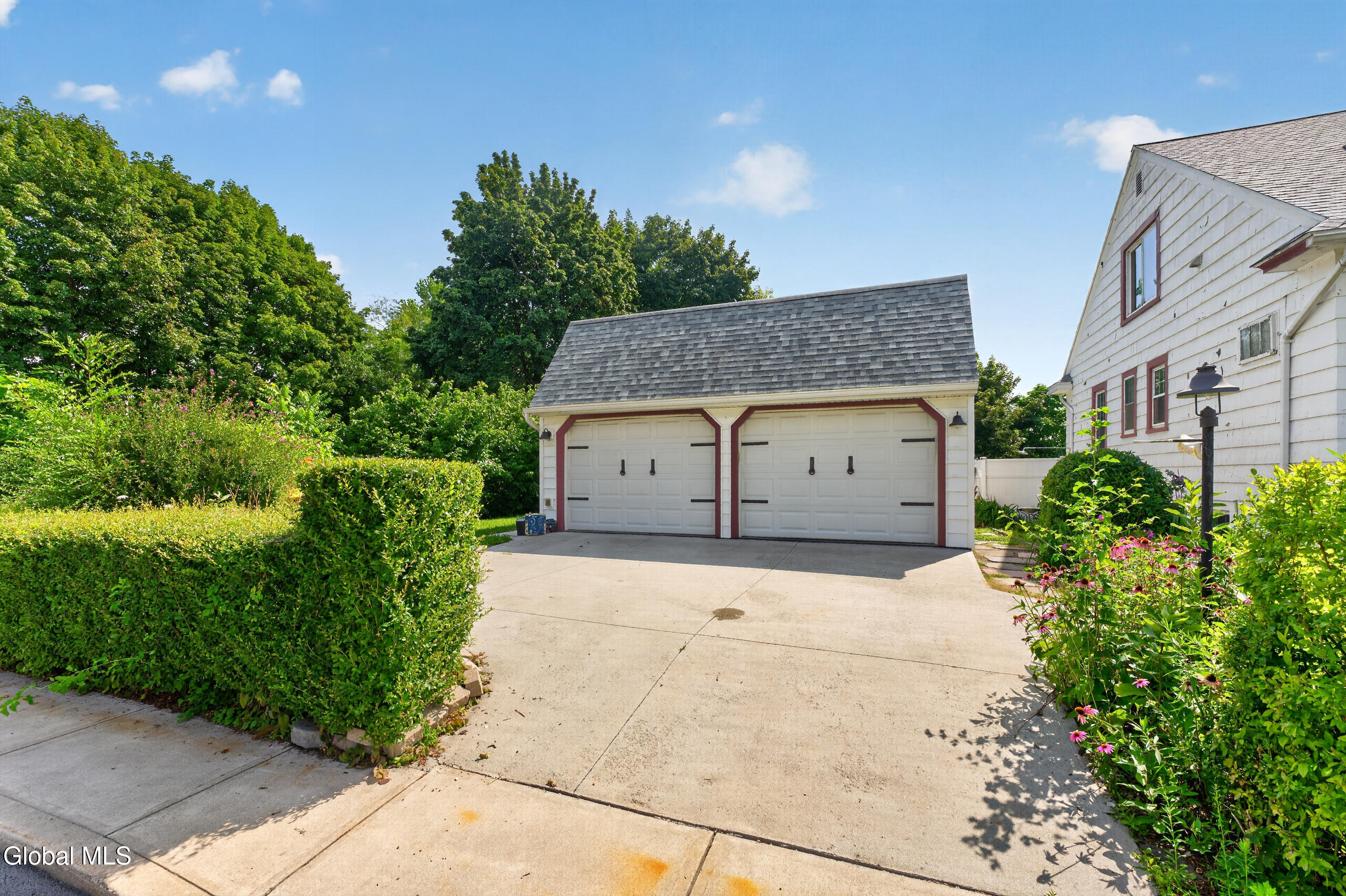 53 Tallmadge Place Mechanicville NY 12118