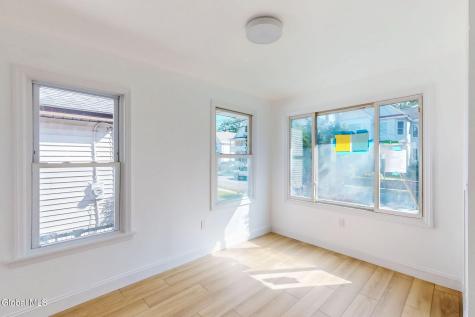450 Eleanor Street Schenectady NY 12306